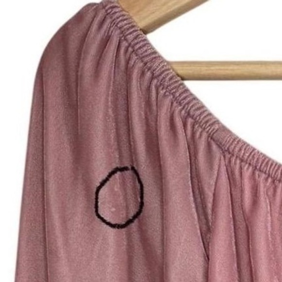 NWT Soho‎ NY Co Womens Velvet Ruffle Top S Pastel Off Shoulder Romantic Feminine - Picture 7 of 8